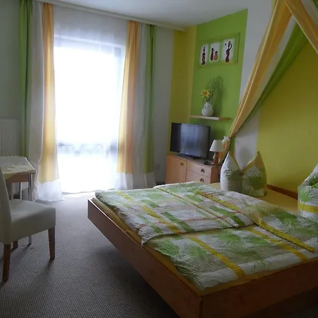 Salzsaumerhof Guest house